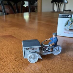 Department 56 Harley Davidson “Motorcyle Truck” Christmas In The City Series